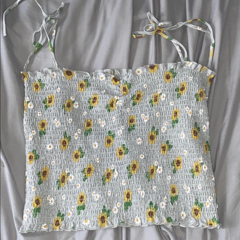 Grey sunflower tube top.